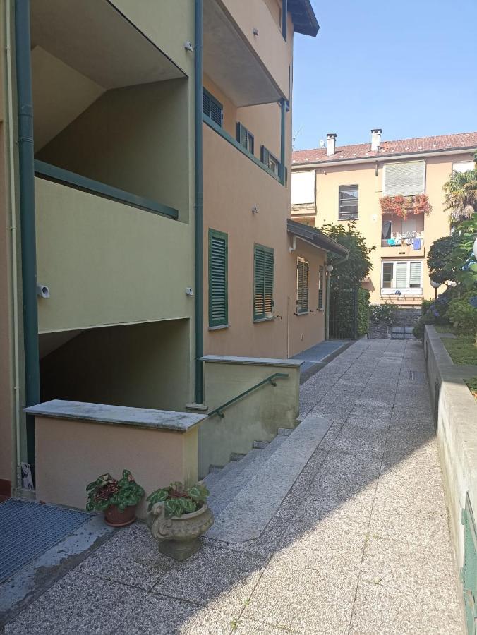 Sunshine Guesthouse Cannero Riviera Bagian luar foto