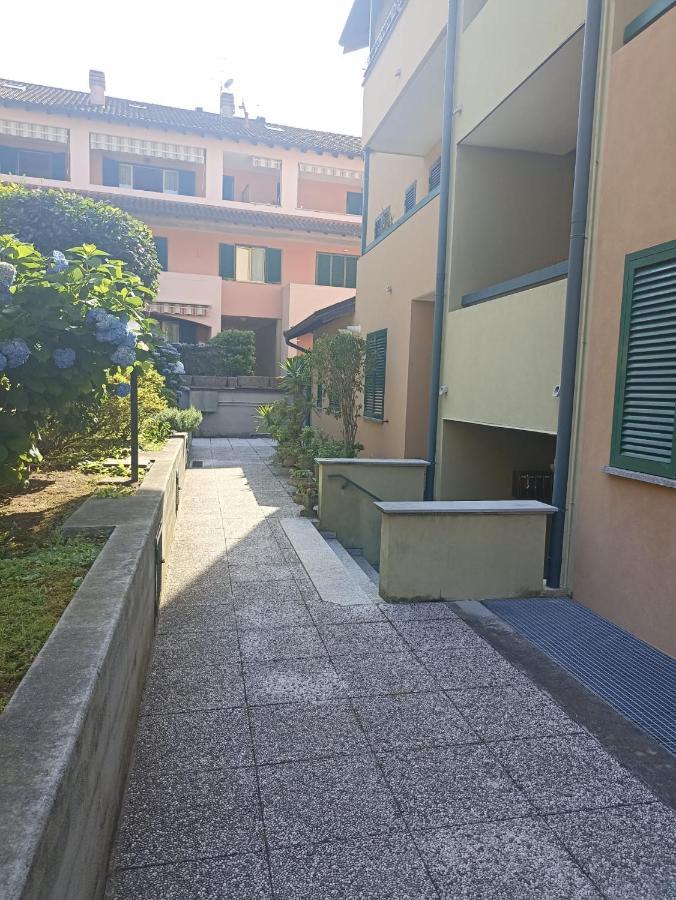 Sunshine Guesthouse Cannero Riviera Bagian luar foto