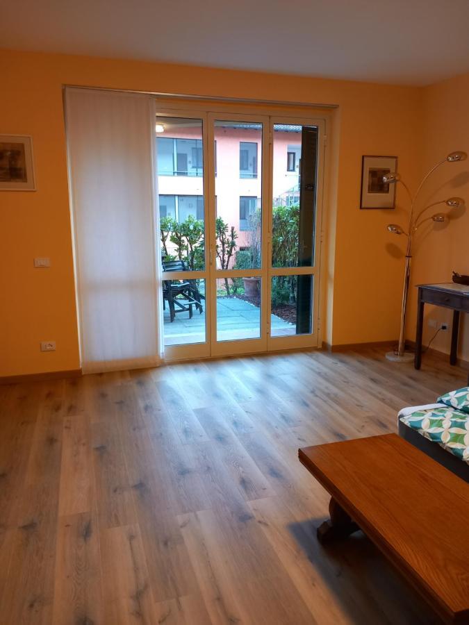 Sunshine Guesthouse Cannero Riviera Bagian luar foto
