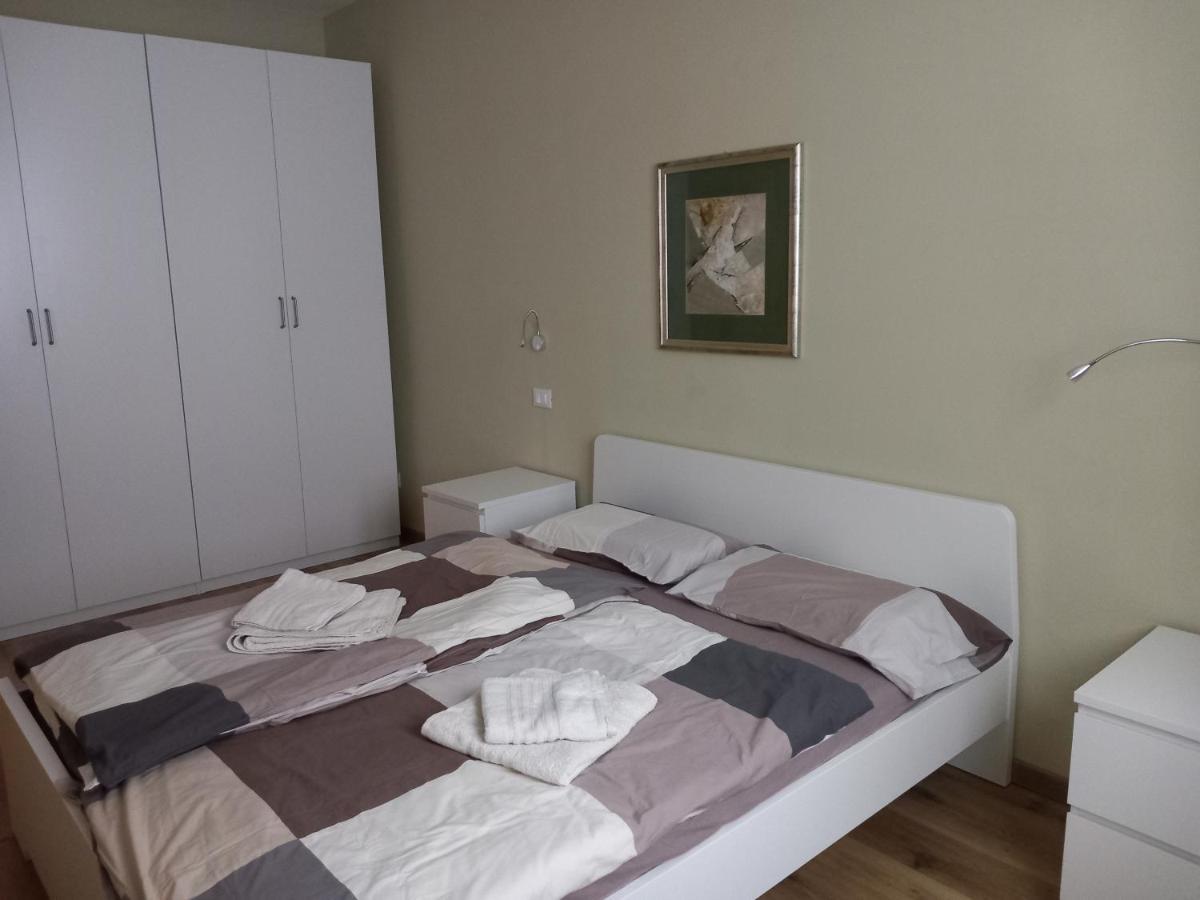 Sunshine Guesthouse Cannero Riviera Bagian luar foto